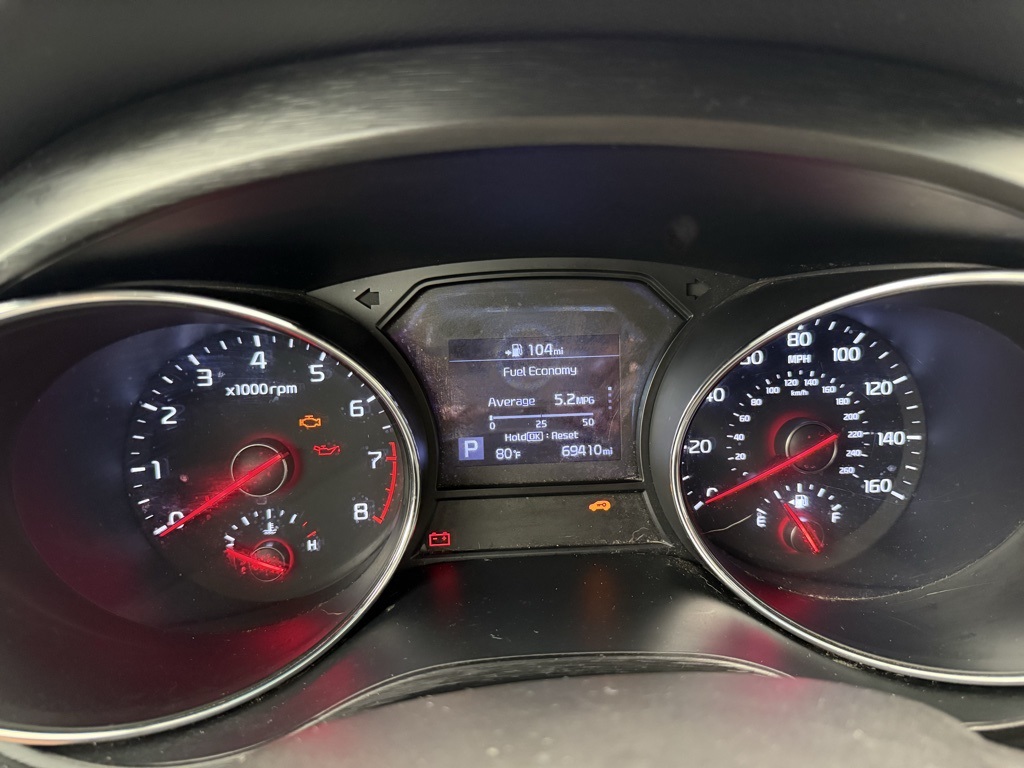 2020 Kia Sedona EX photo 22