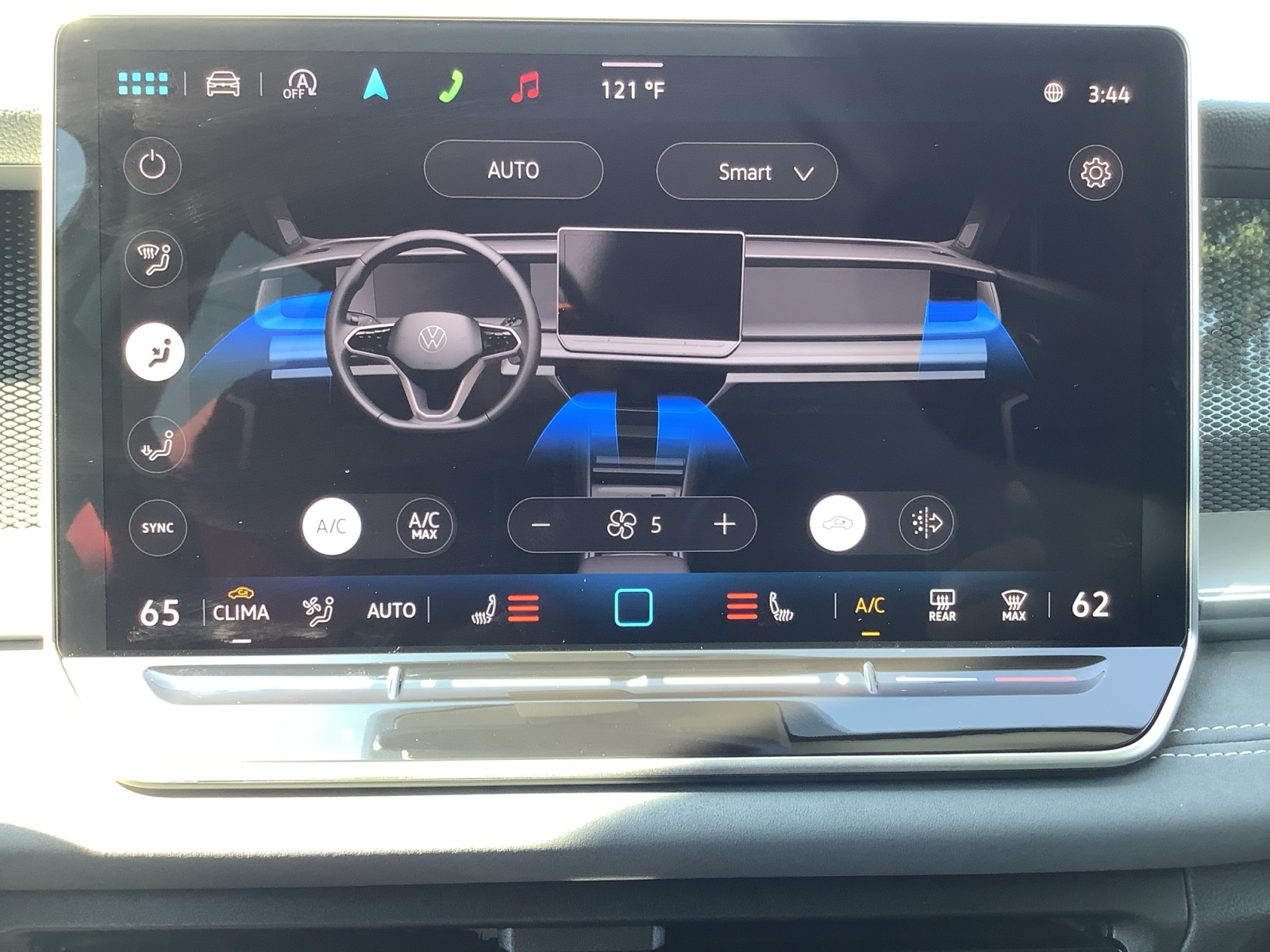2025 Volkswagen Tiguan SE photo 23