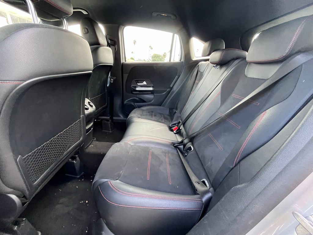 2023 Mercedes Benz GLA 250 photo 6