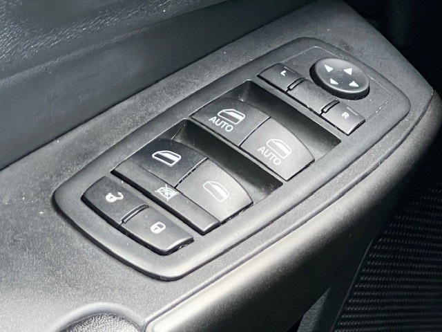 2019 Jeep Cherokee Trailhawk photo 28