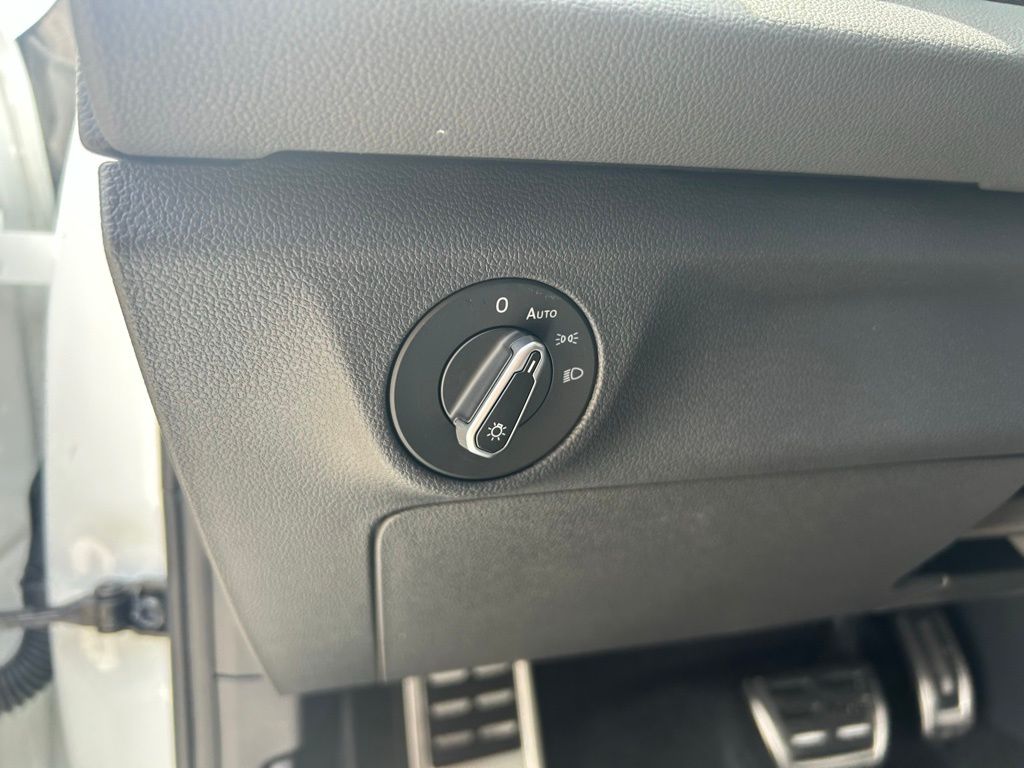 2025 Volkswagen Jetta 1.5T Sport photo 42