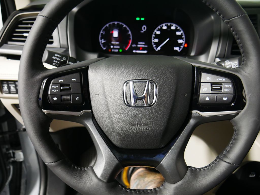 2026 Honda Odyssey Elite photo 12