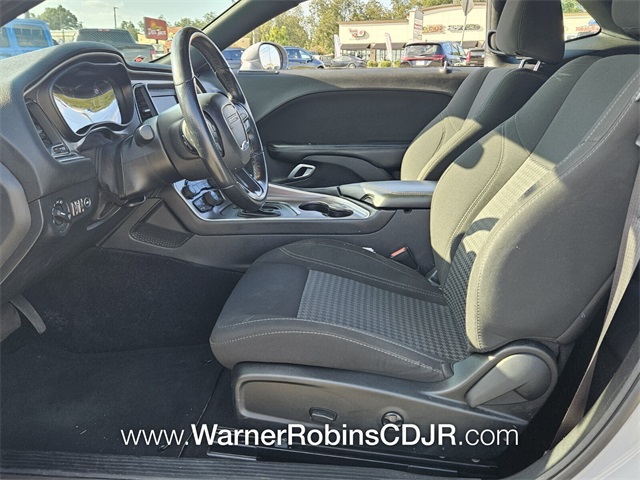 2021 Dodge Challenger SXT photo 3