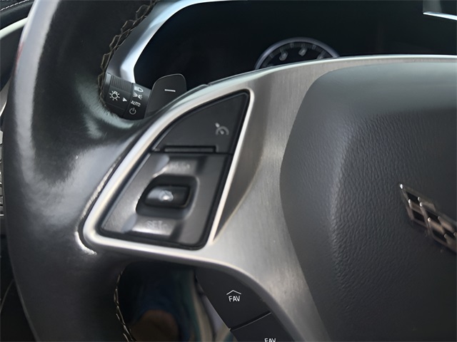 2017 Chevrolet Corvette Stingray 1LT photo 15