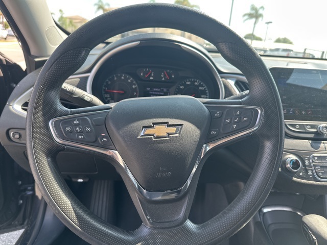2023 Chevrolet Malibu 1LT photo 12
