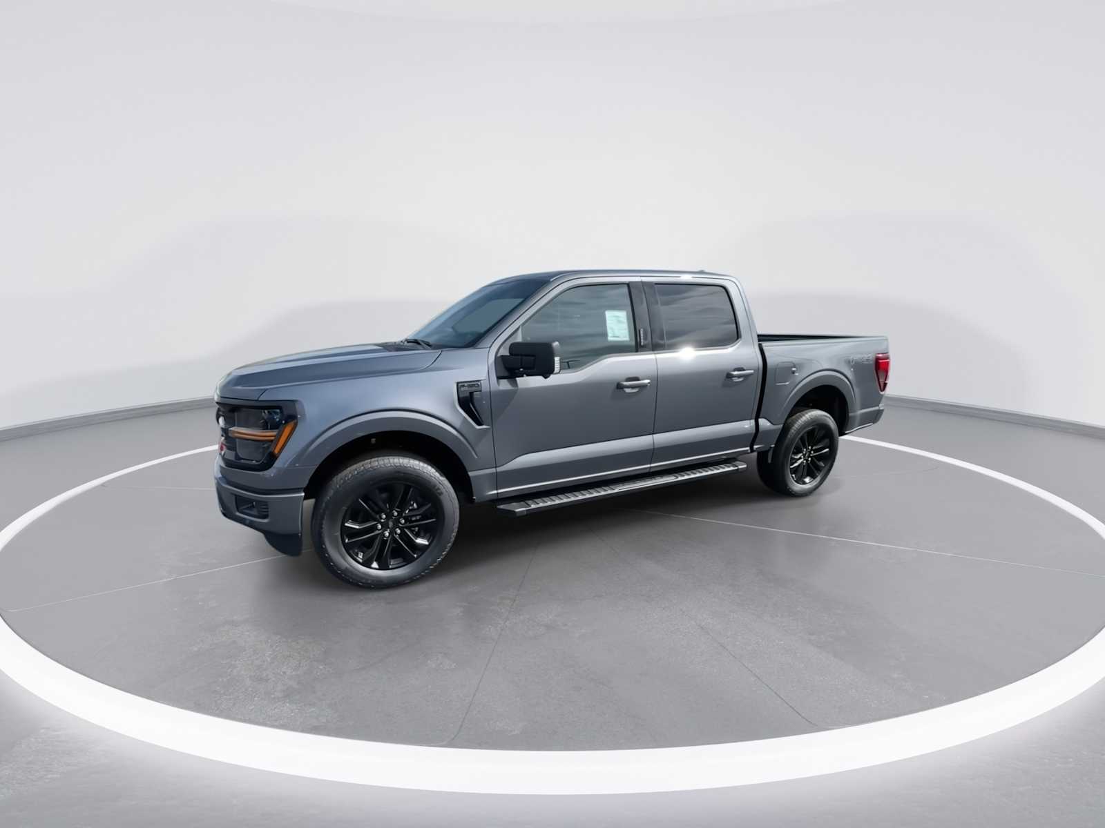 2024 Ford F-150 XLT photo 4