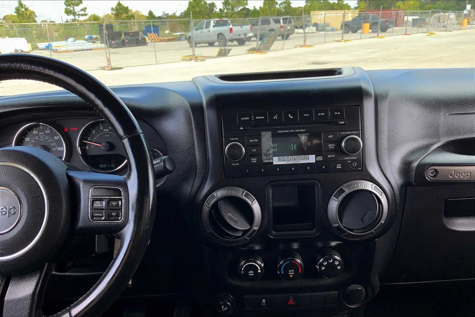 2014 Jeep Wrangler Sport photo 6