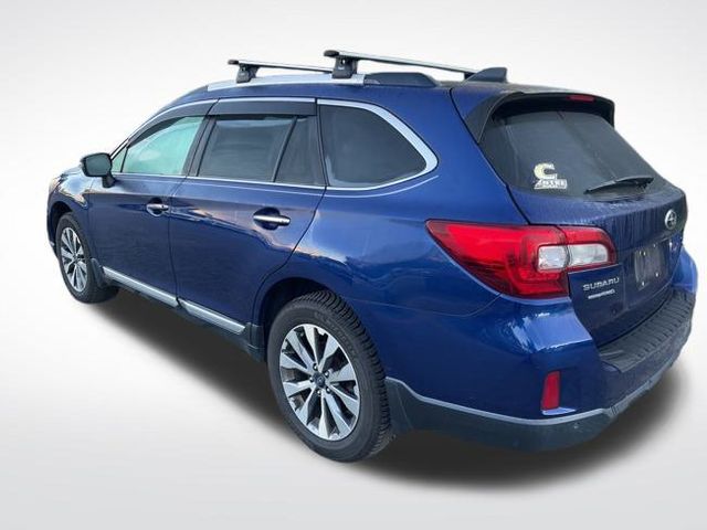 2017 Subaru Outback 2.5i Touring photo 6