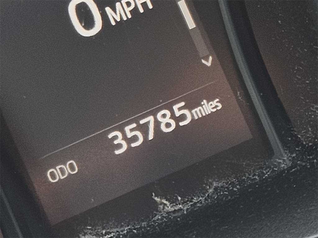 2022 Toyota Camry LE photo 12