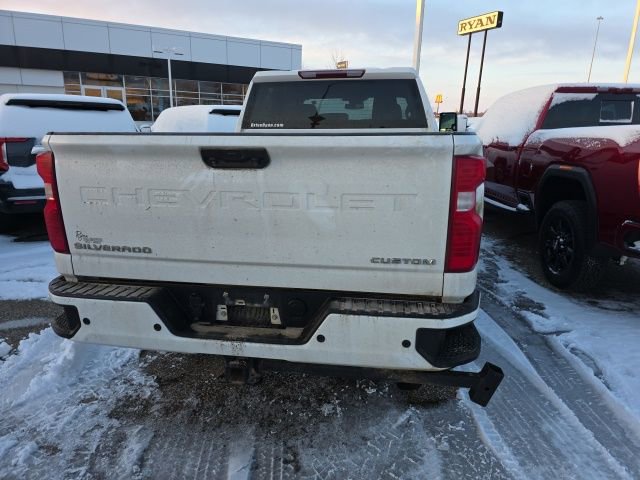 2024 Chevrolet Silverado 2500HD Custom photo 2