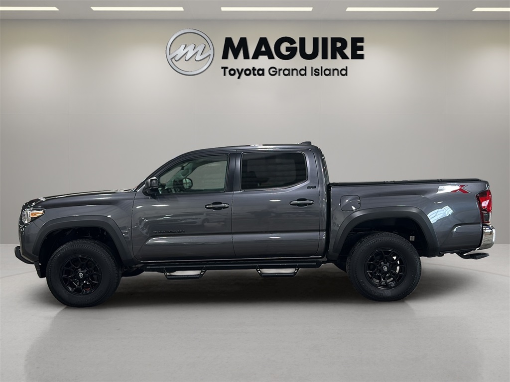 2023 Toyota Tacoma SR5 photo 2