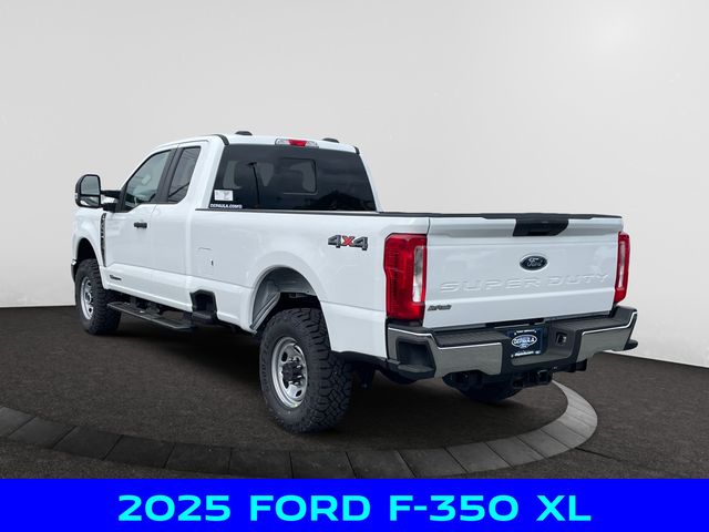 2025 Ford F-350 photo 3