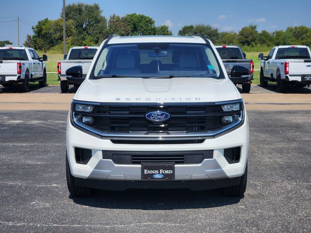 2025 Ford Expedition Platinum MAX photo 3