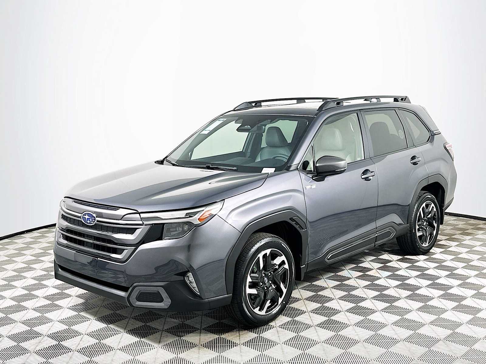 2025 Subaru Forester Limited photo 3