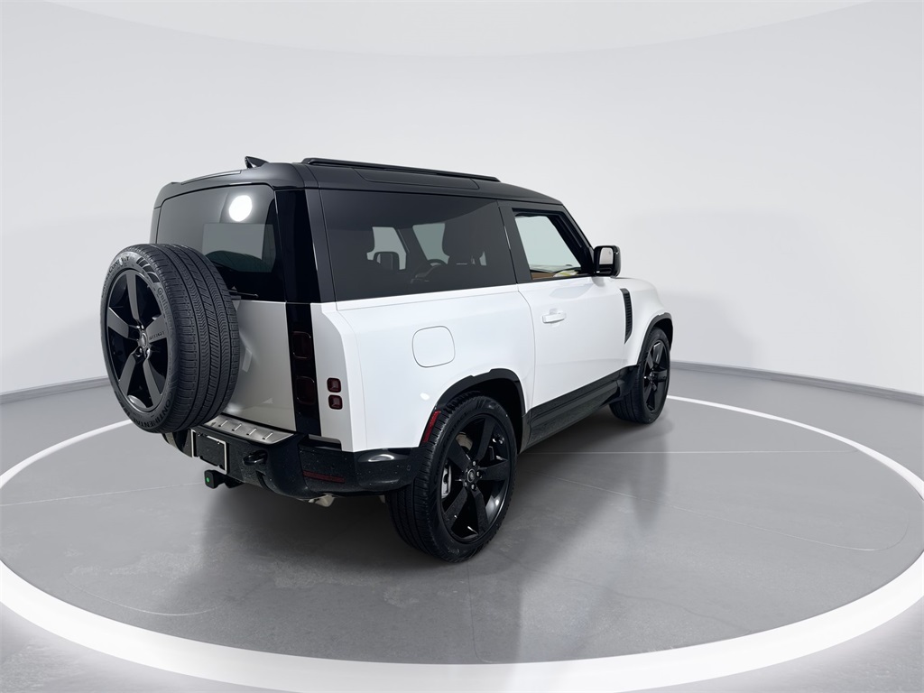 2025 Land Rover Defender 90 X-Dynamic SE photo 7