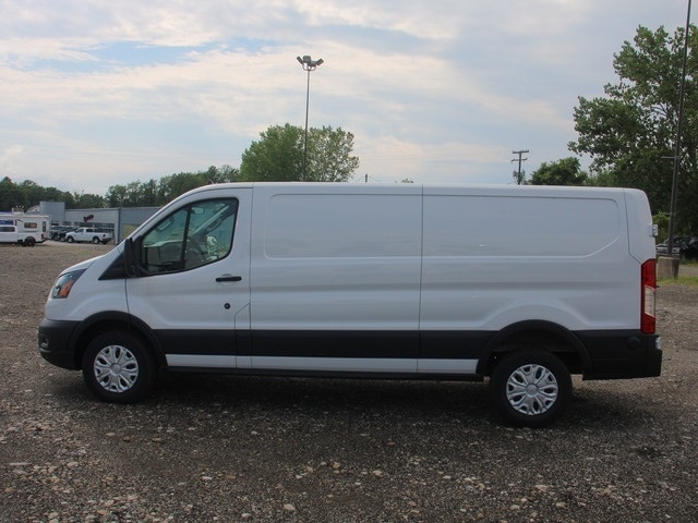 2024 Ford Transit Cargo Van photo 3