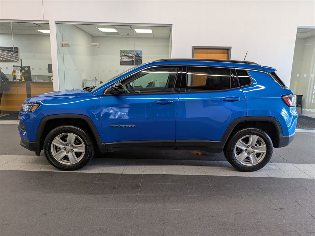 2022 Jeep Compass Latitude photo 7