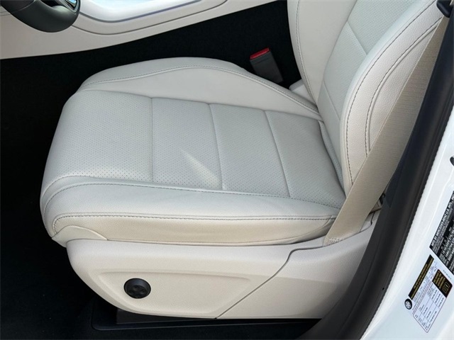 2025 Mercedes Benz GLE 450 4MATIC photo 13