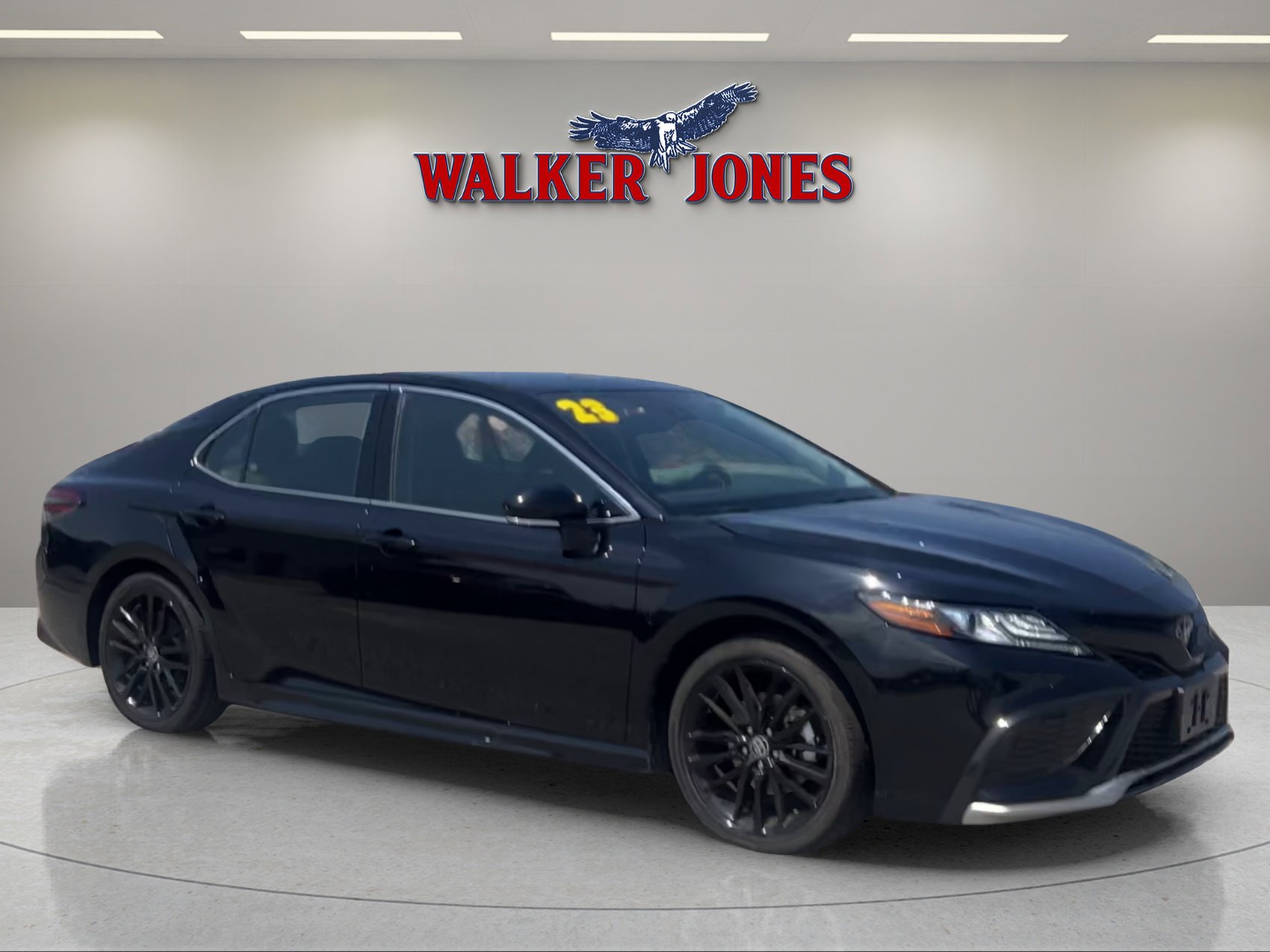 2023 Toyota Camry XSE's photo