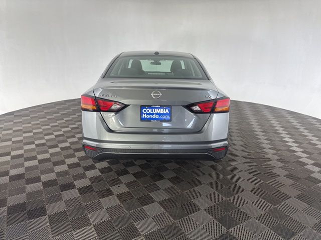 2024 Nissan Altima 2.5 SV photo 4