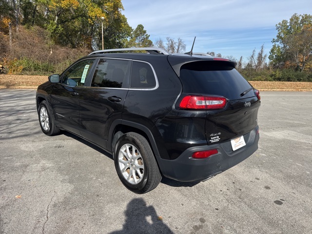 2016 Jeep Cherokee Latitude photo 4