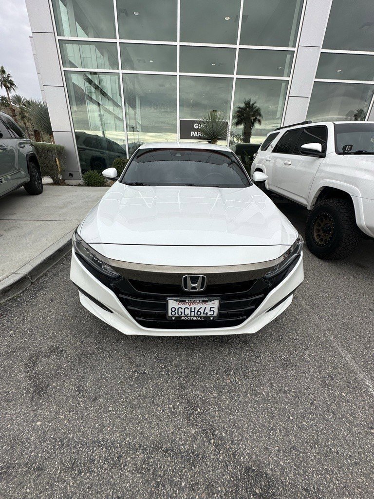 2018 Honda Accord Sport's photo