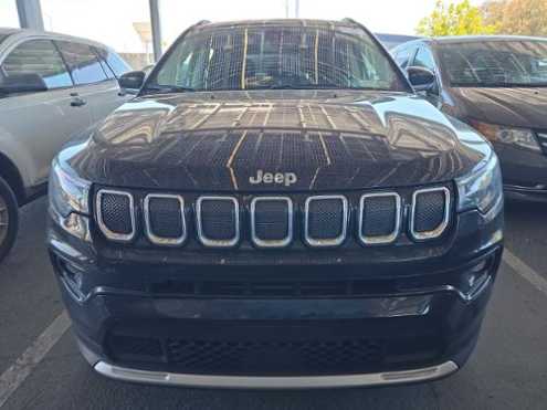Used 2022 Jeep Compass Limited with VIN 3C4NJDCB3NT143817 for sale in Kansas City