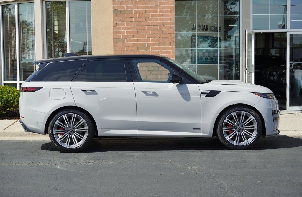 2025 Land Rover Range Rover Sport Autobiography photo 6