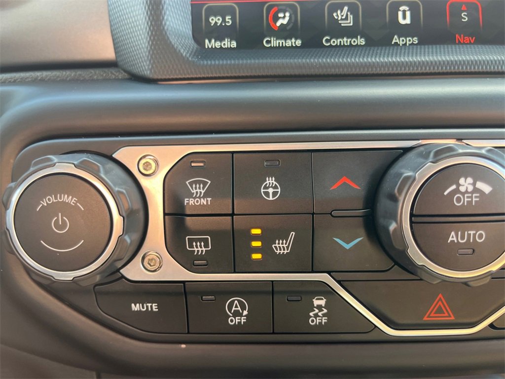 2022 Jeep Wrangler Unlimited Rubicon photo 19