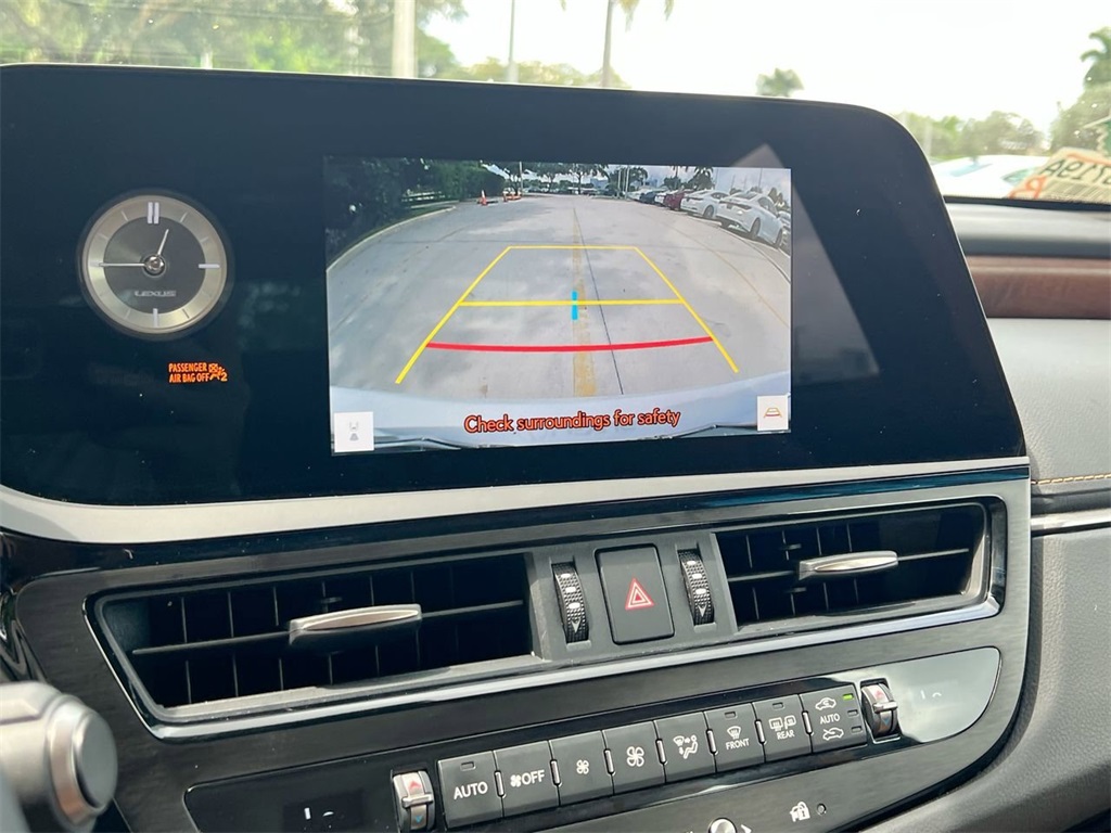 2024 Lexus ES 350 Premium photo 15