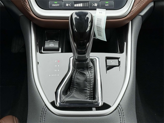 2025 Subaru Outback Touring XT photo 18