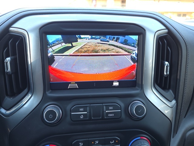 2022 Chevrolet Silverado 1500 LT photo 17