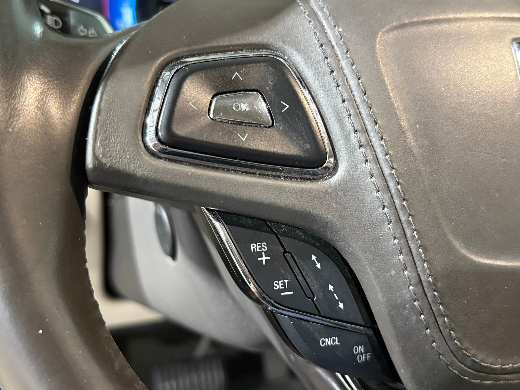 2020 Lincoln MKZ Hybrid Reserve photo 9