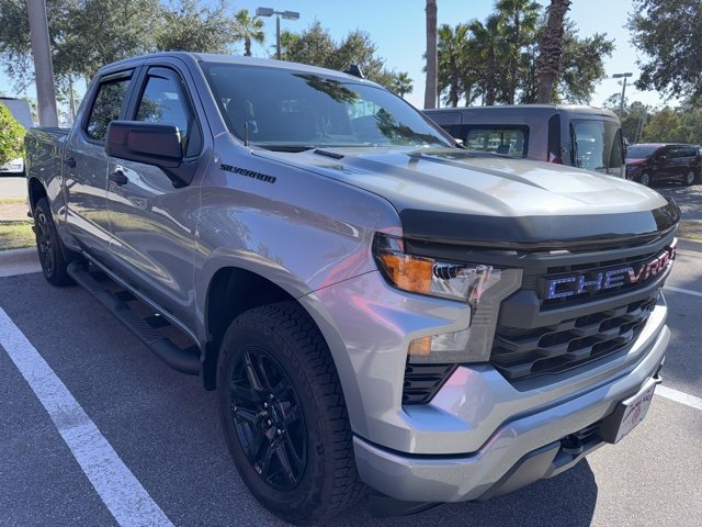 2025 Chevrolet Silverado 1500 Custom photo 2