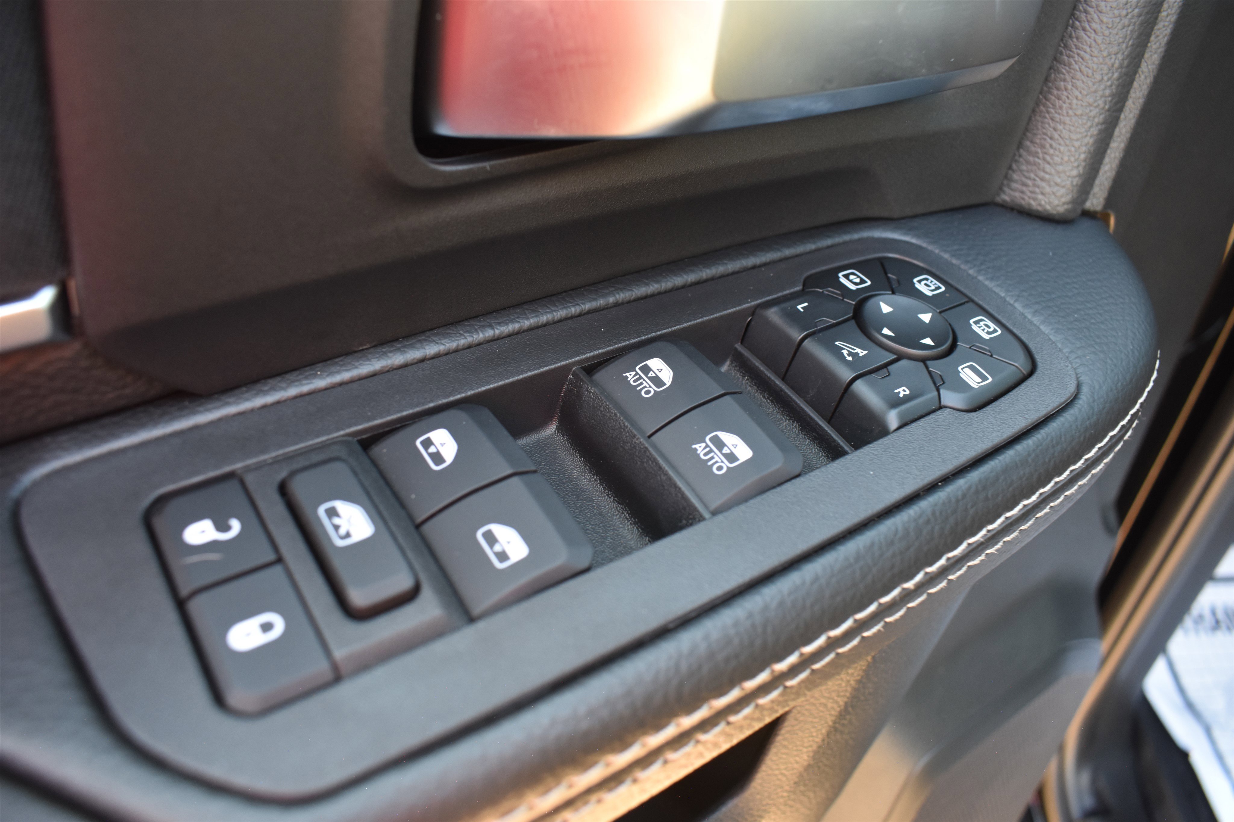2025 Ram 2500 Big Horn photo 10