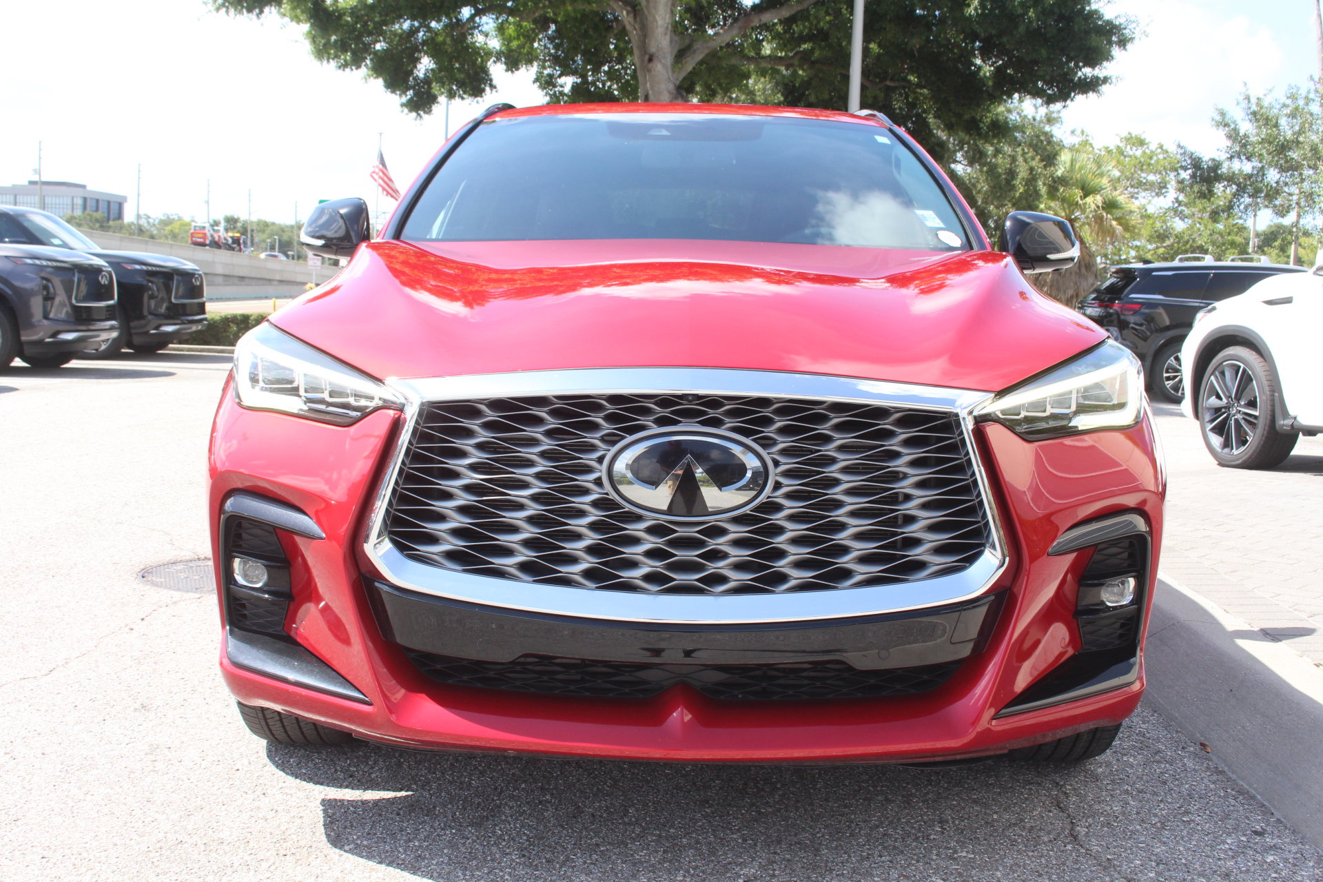 2022 Infiniti QX55 Essential photo 9