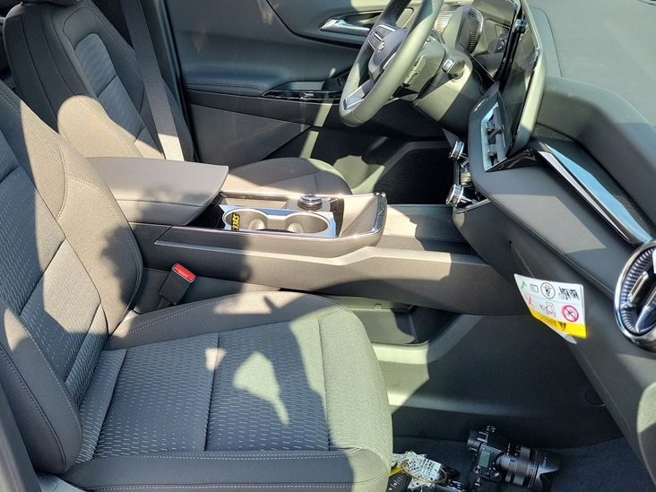 2026 Chevrolet Equinox LT photo 21