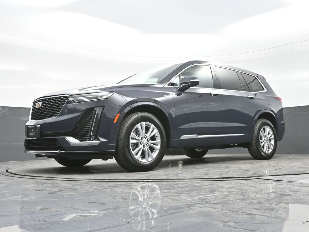 2025 Cadillac XT6 Luxury photo 15