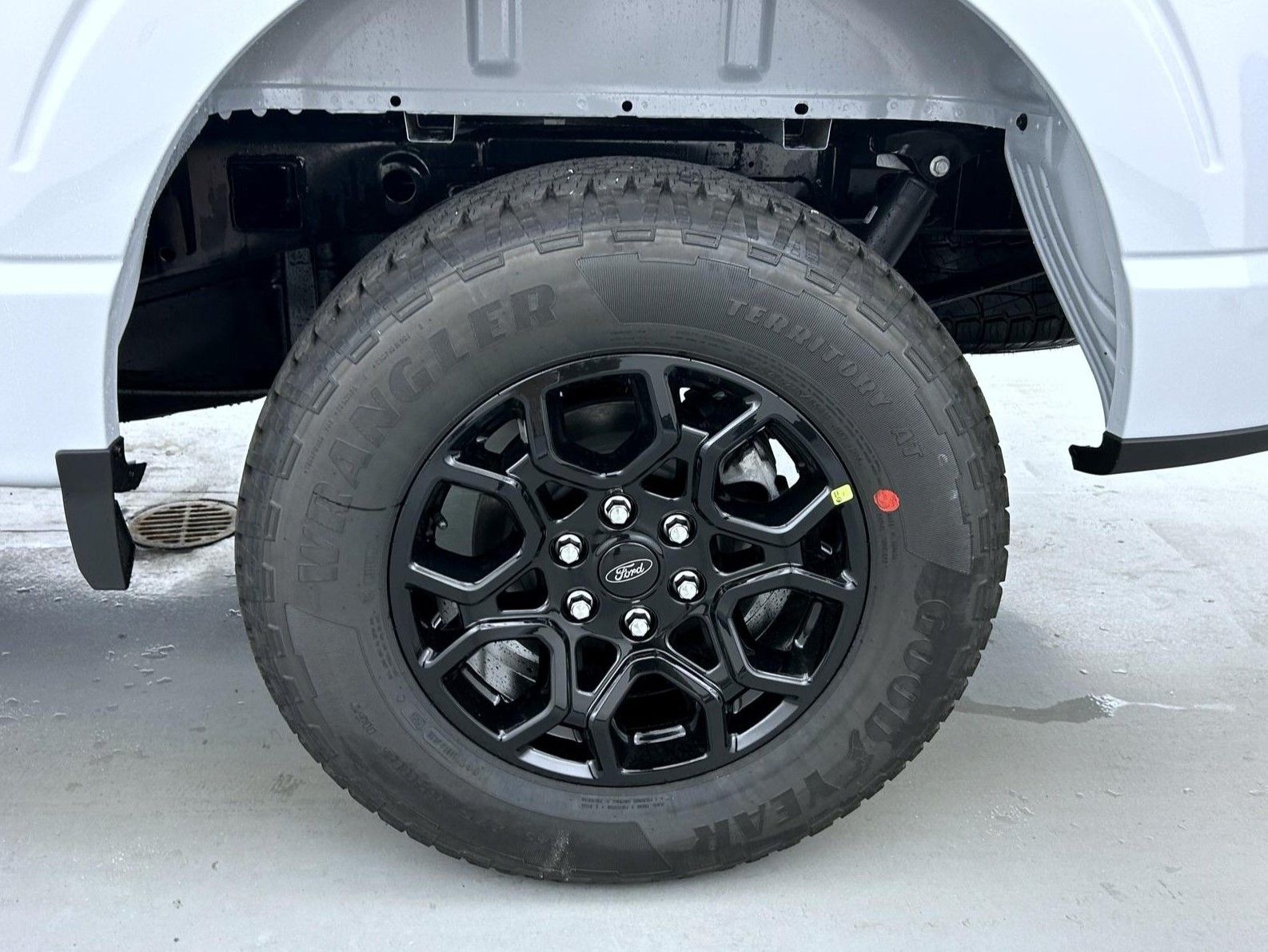 2025 Ford F-150 STX photo 18