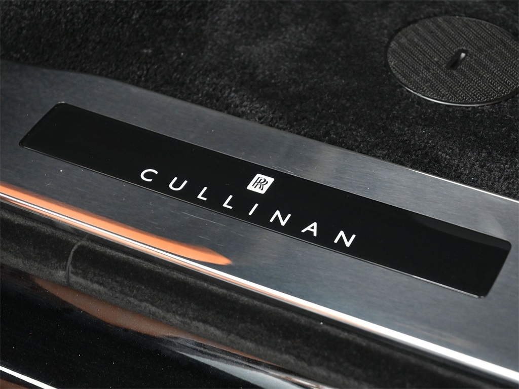 2026 Rolls Royce Cullinan RR photo 5