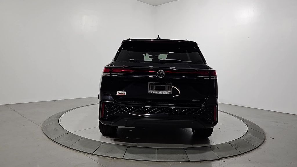 2025 Volkswagen Tiguan SE R-Line Black photo 3