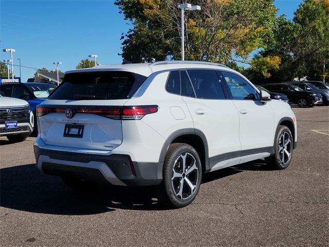 2025 Volkswagen Tiguan SE photo 2