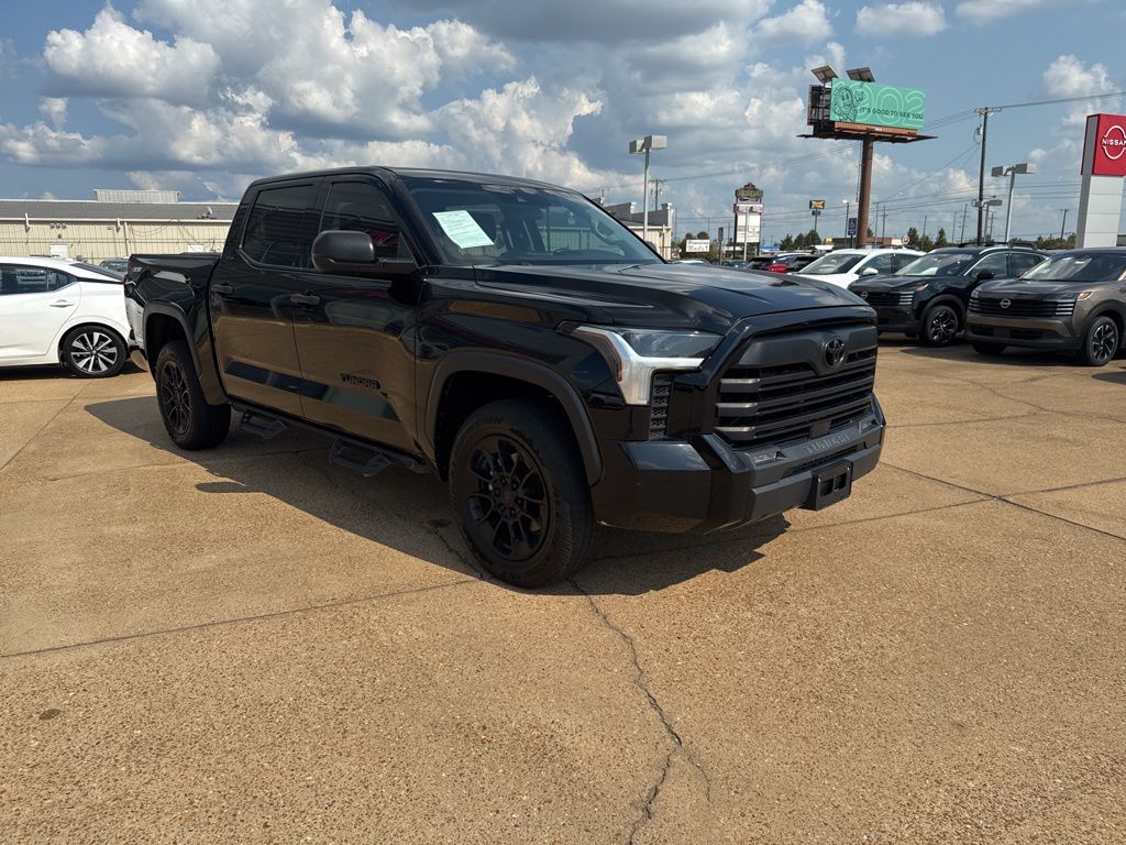 2023 Toyota Tundra SR5 photo 5