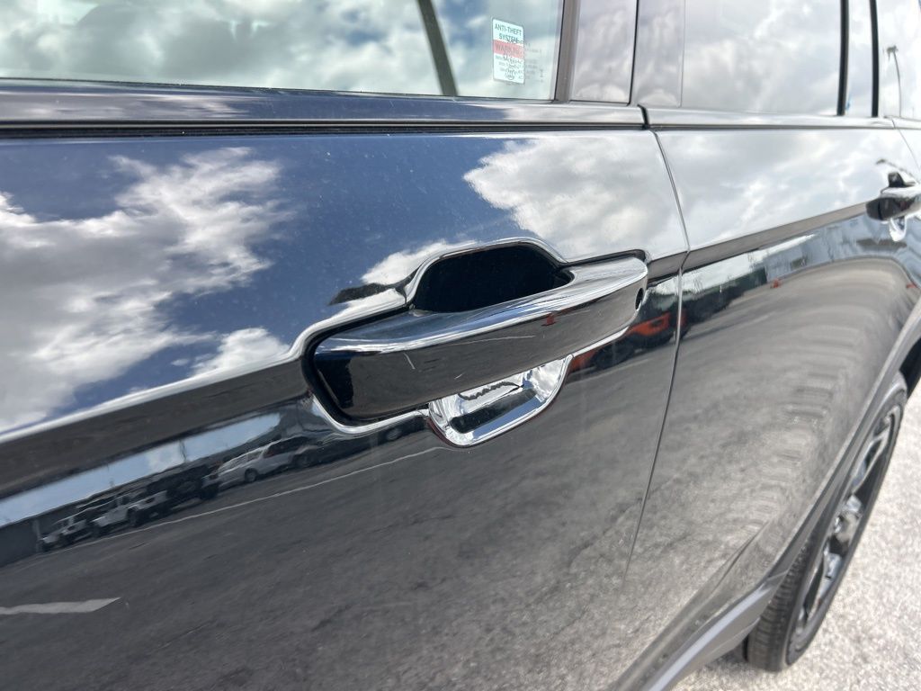 2025 Jeep Grand Cherokee Altitude X photo 18