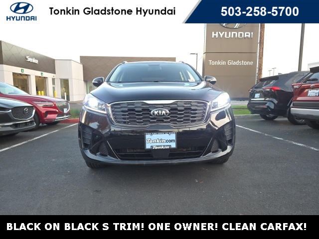 2020 Kia Sorento S photo 2