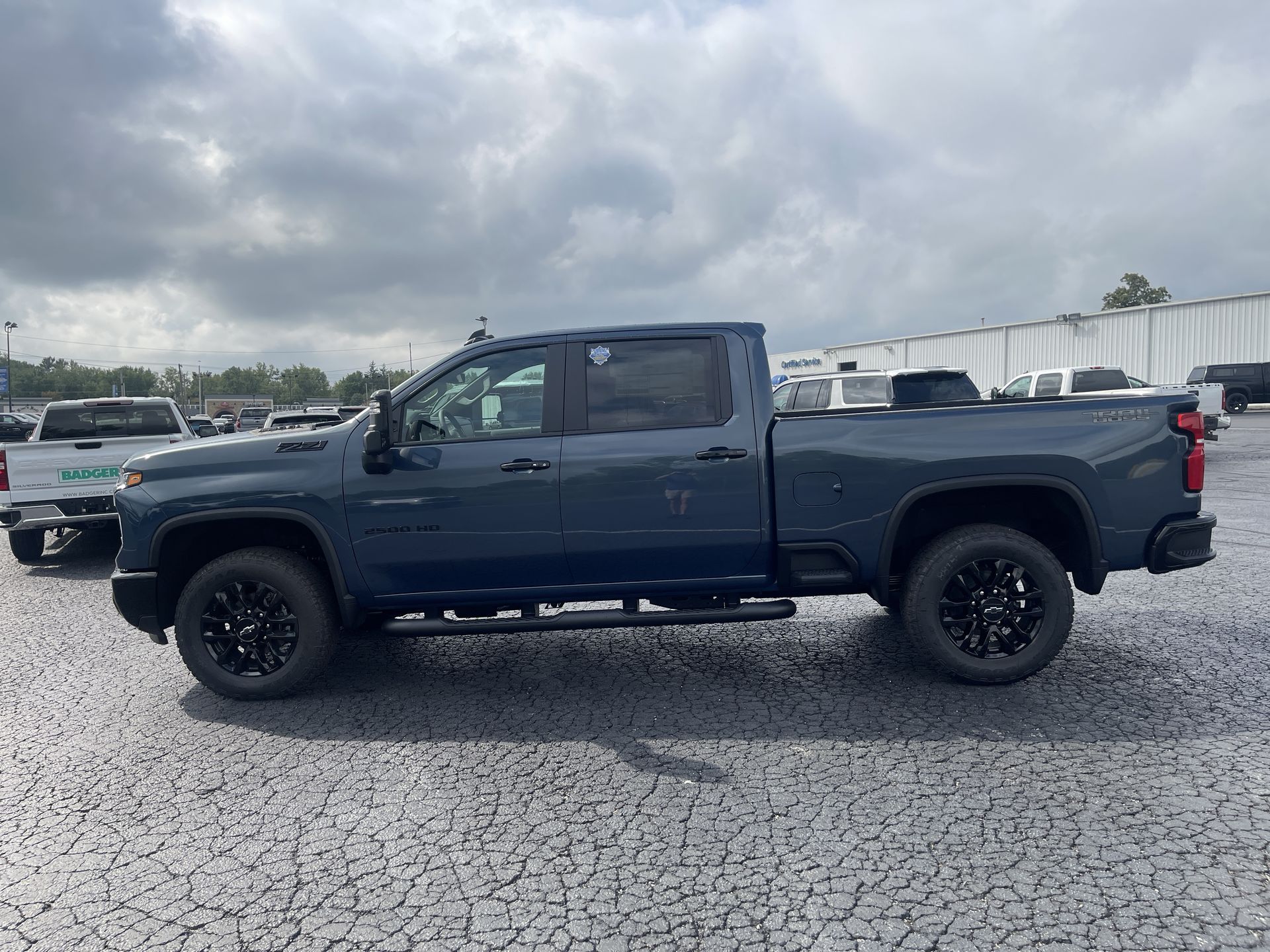 2026 Chevrolet Silverado 2500HD LT photo 5