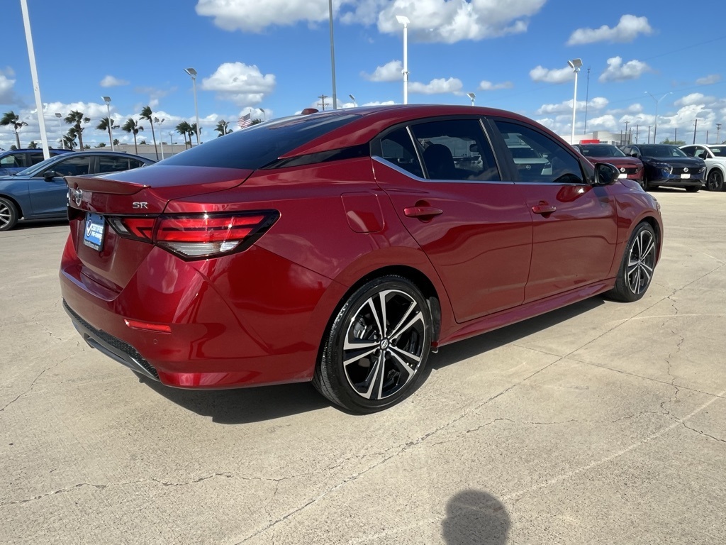 2023 Nissan Sentra SR photo 3