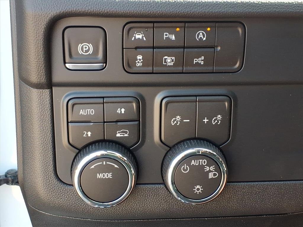 2025 Chevrolet Tahoe LT photo 15
