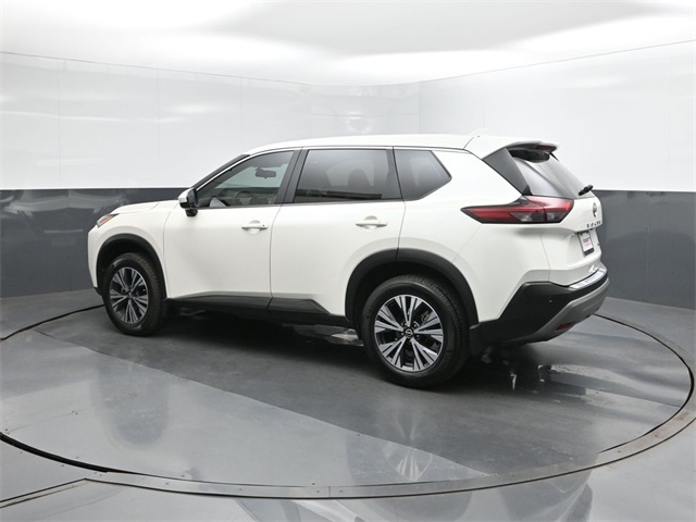 2023 Nissan Rogue SV photo 5