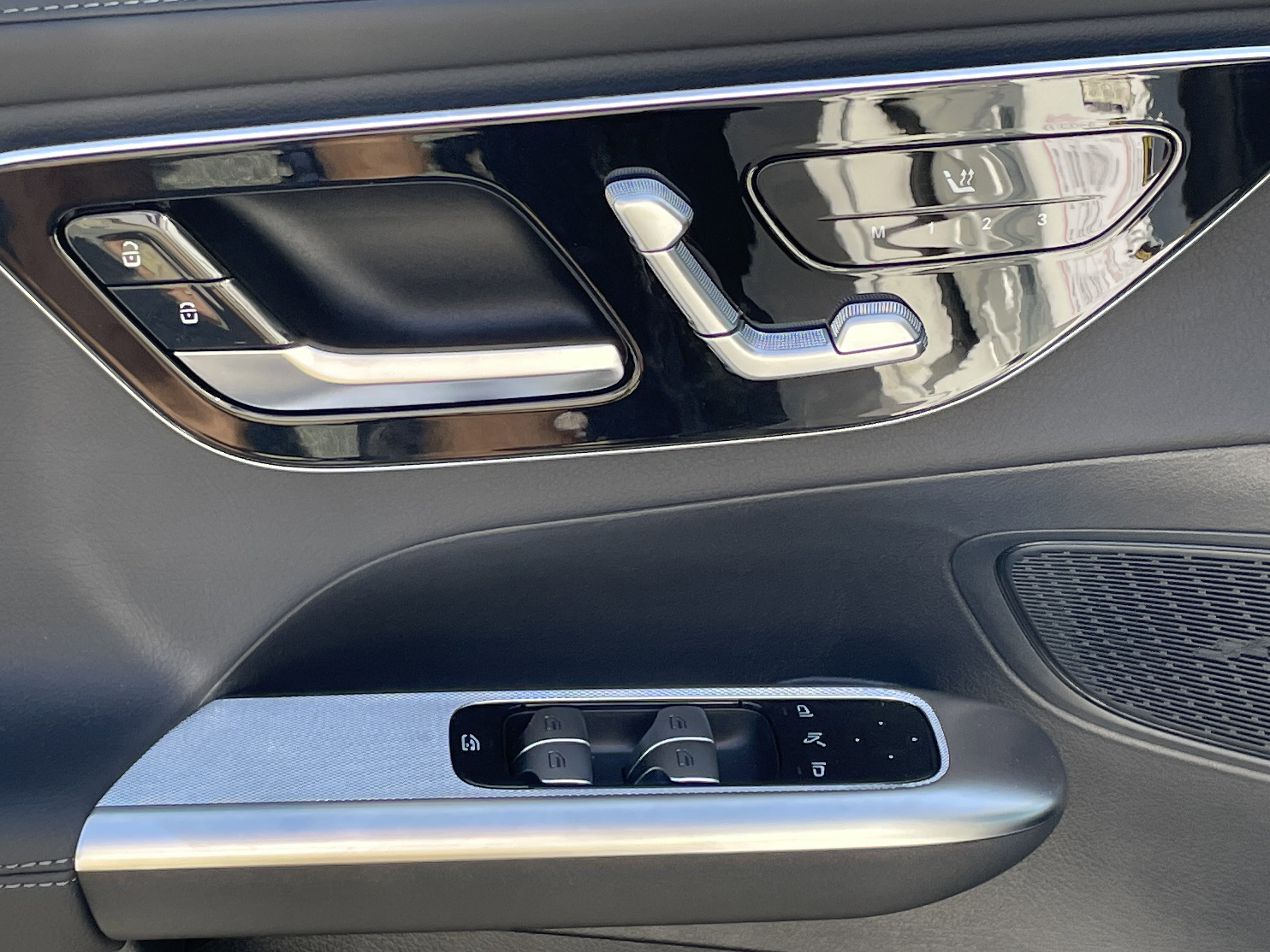 2026 Mercedes Benz GLC AMG photo 2